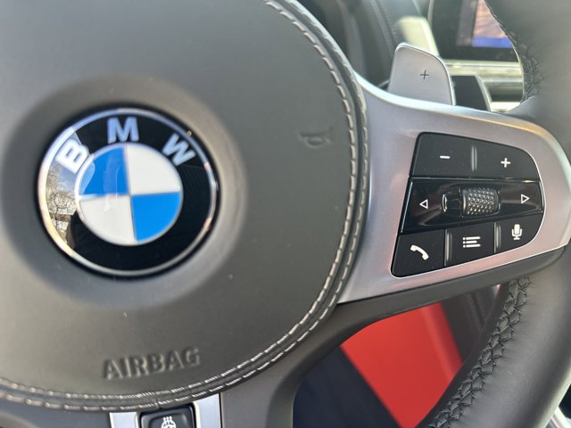 Vehicle image 21 of 37