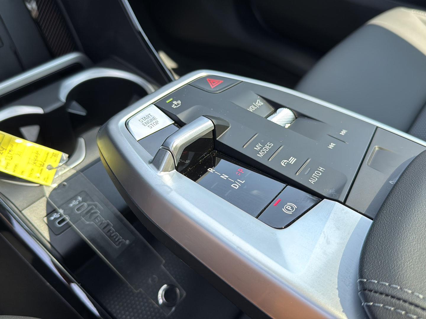 Vehicle image 23 of 36