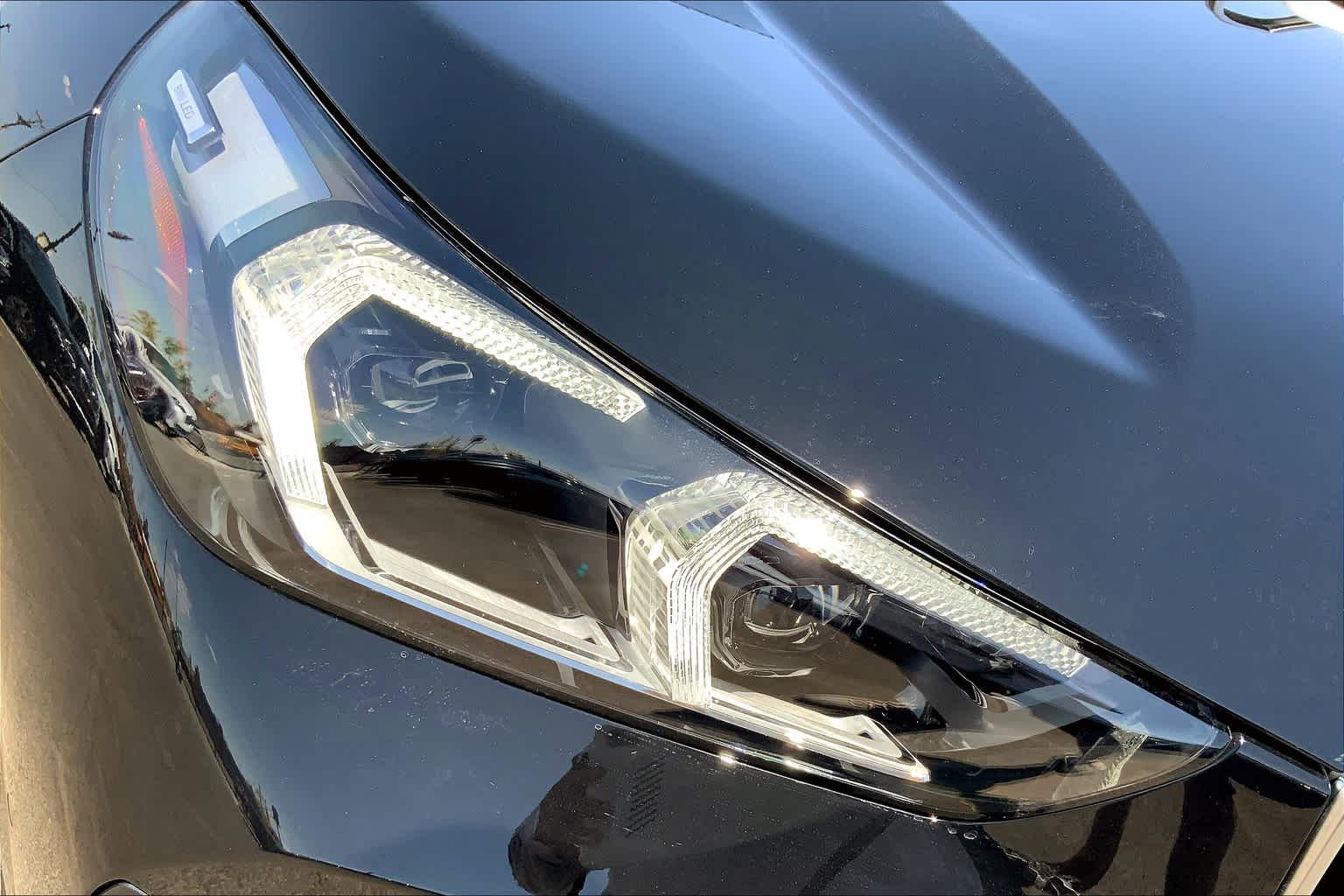 Vehicle image 13 of 20