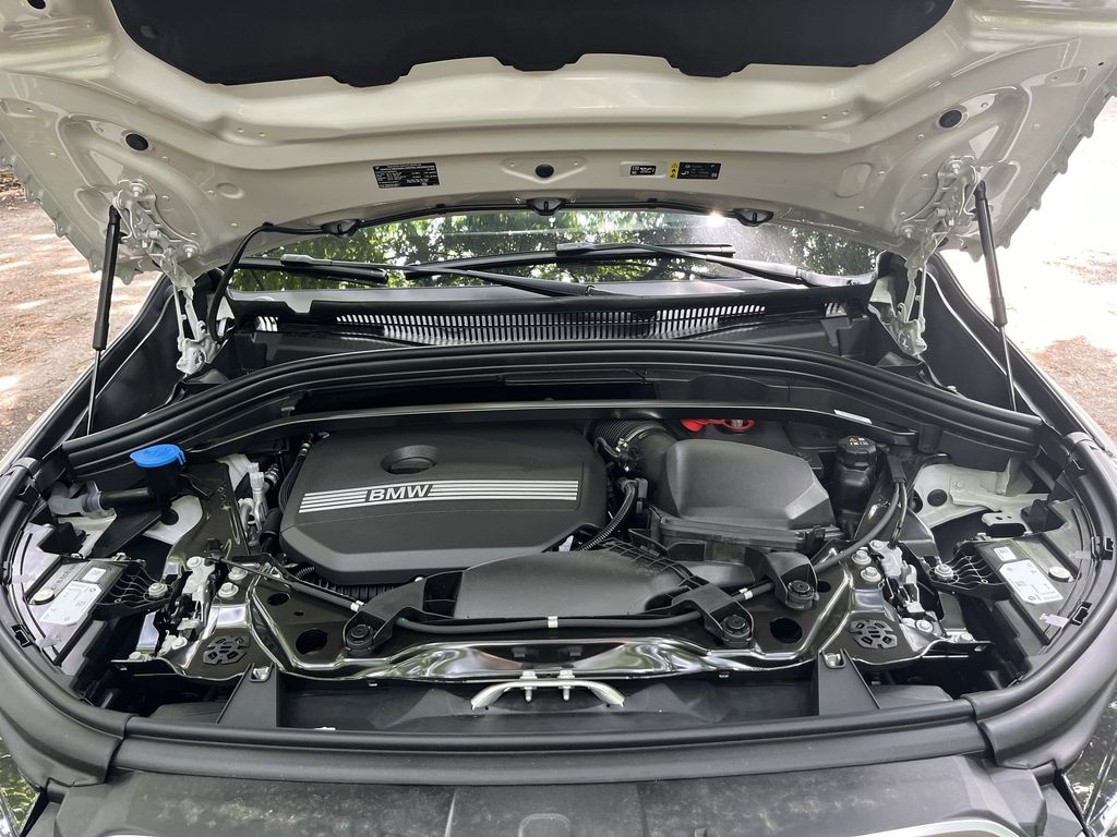Vehicle image 28 of 28