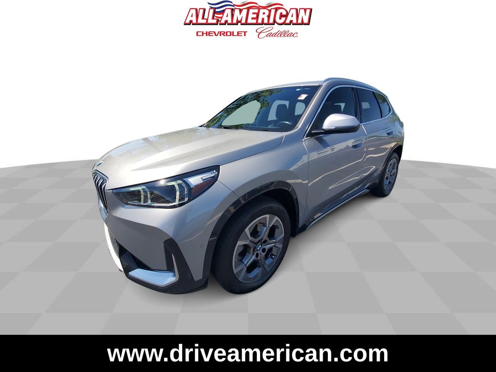 2024 BMW X1 xDrive28i Image 2 of 34