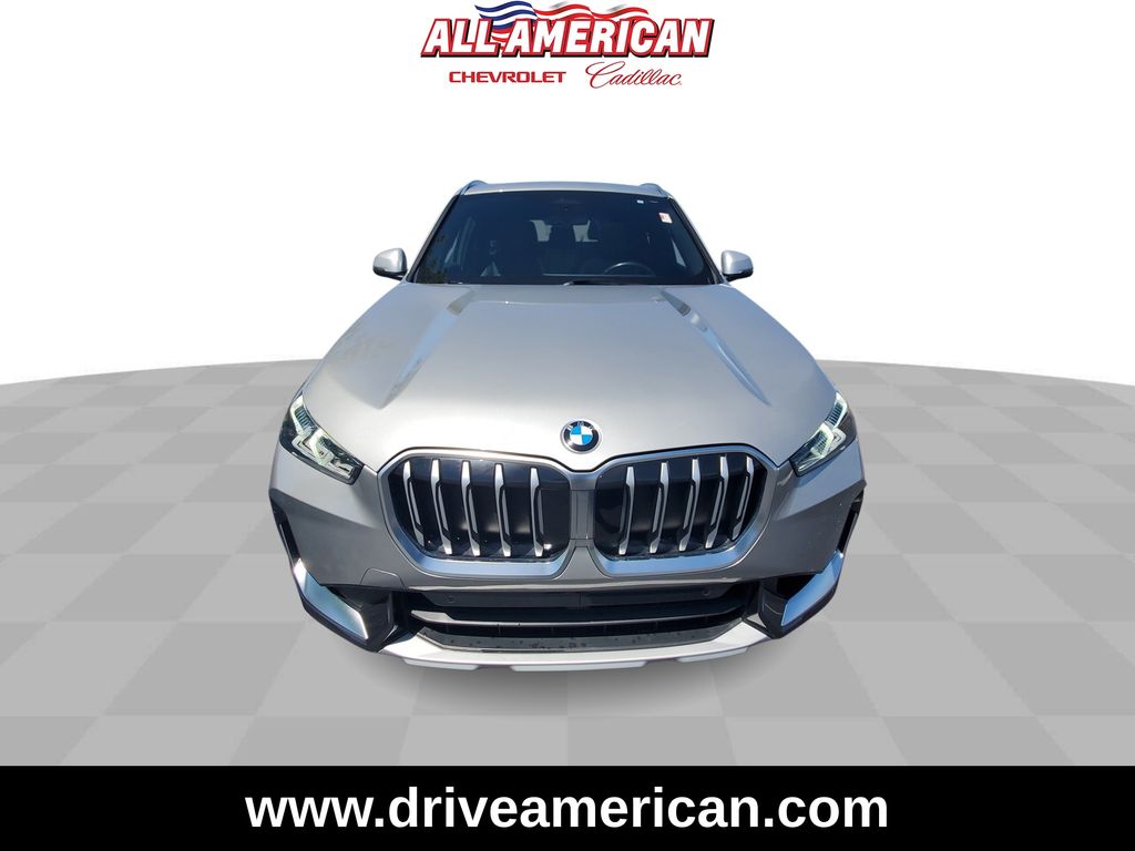 2024 BMW X1 xDrive28i Image 3 of 34