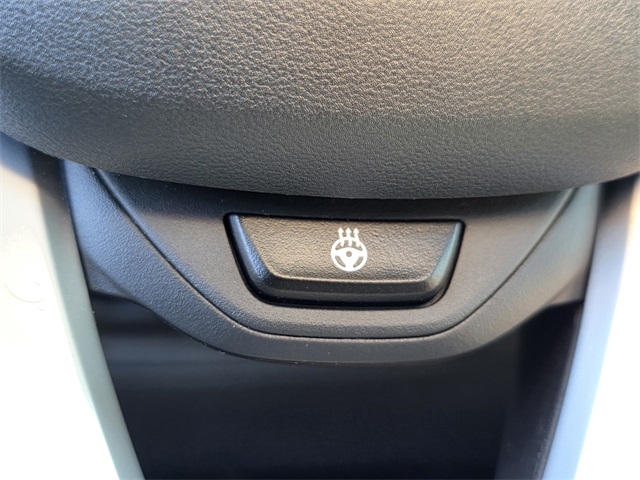 Vehicle image 31 of 45