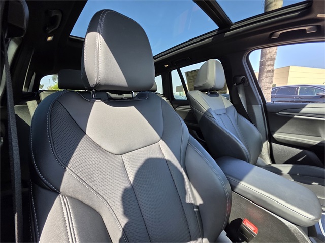 Vehicle image 12 of 45