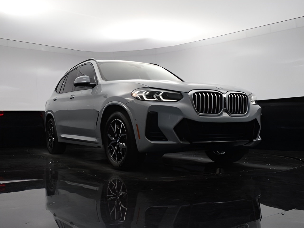 Vehicle image 53 of 74