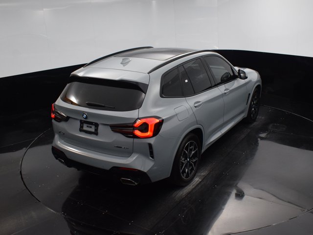 Vehicle image 20 of 74