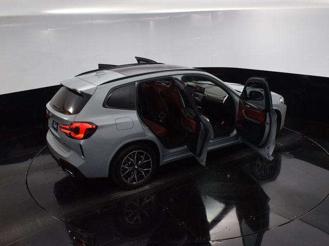 Vehicle image 24 of 74