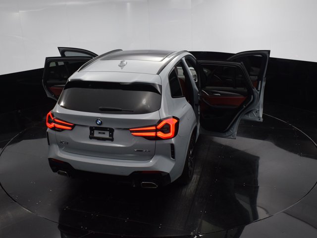 Vehicle image 19 of 74