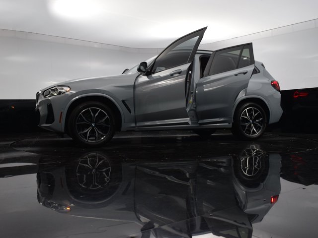 Vehicle image 1 of 74