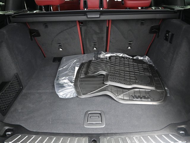 Vehicle image 37 of 74