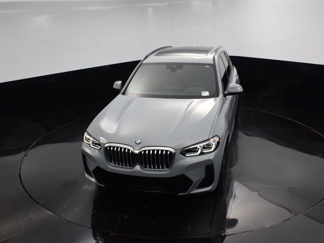 Vehicle image 8 of 74