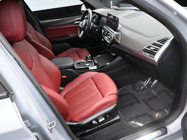 Vehicle image 39 of 74