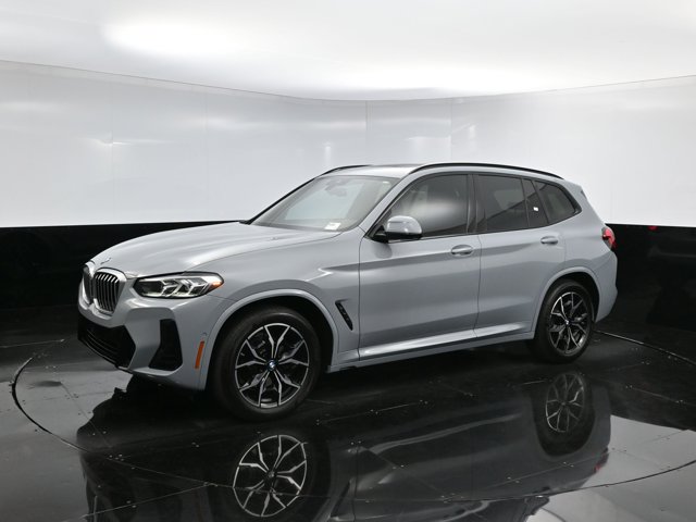 Vehicle image 3 of 74