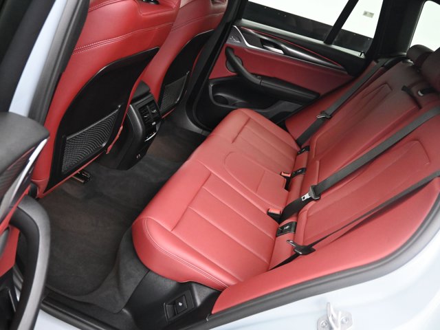 Vehicle image 36 of 74