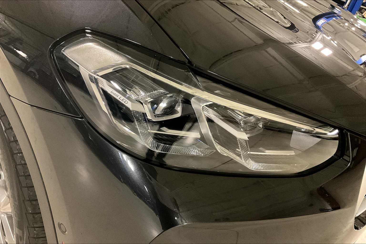 Vehicle image 34 of 35