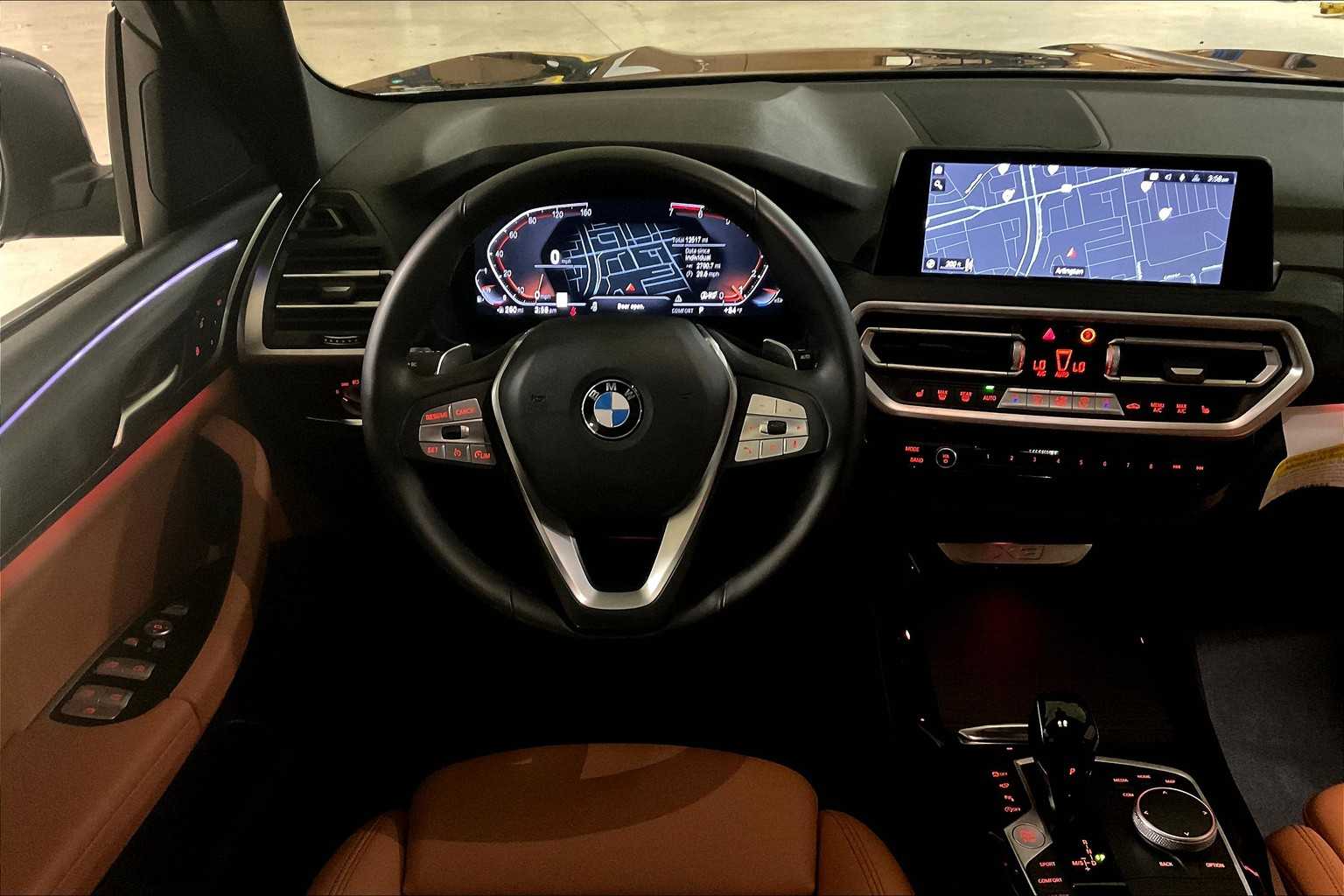 Vehicle image 16 of 35