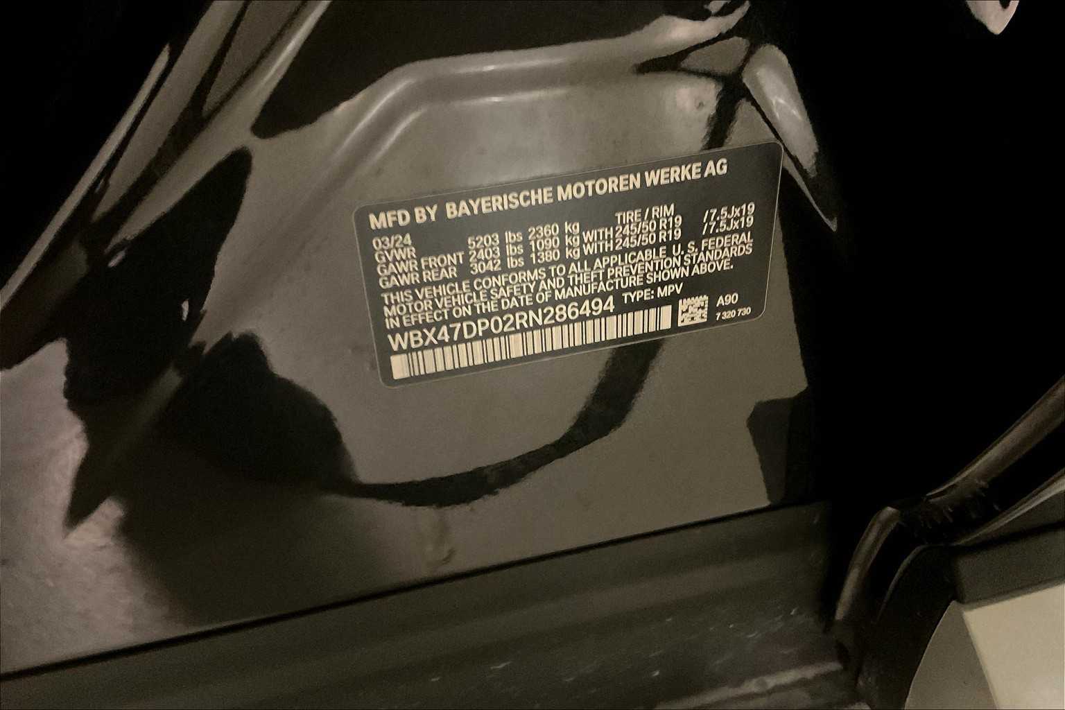Vehicle image 32 of 35