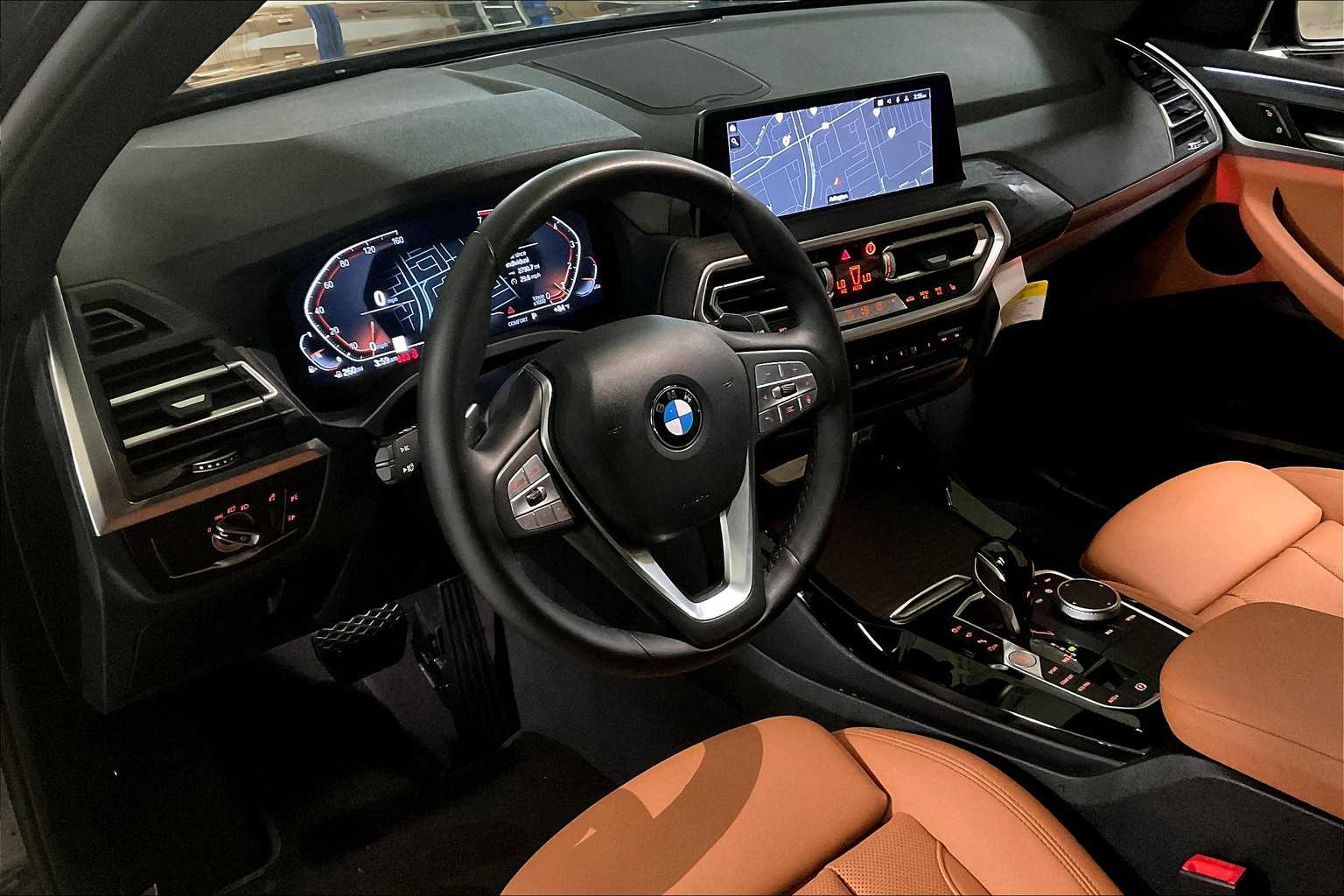 Vehicle image 15 of 35