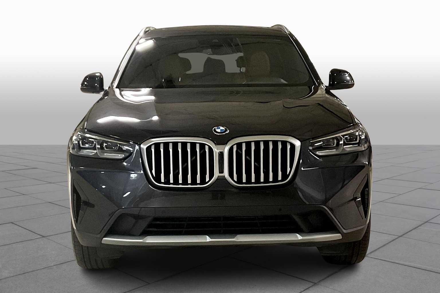 Vehicle image 2 of 35