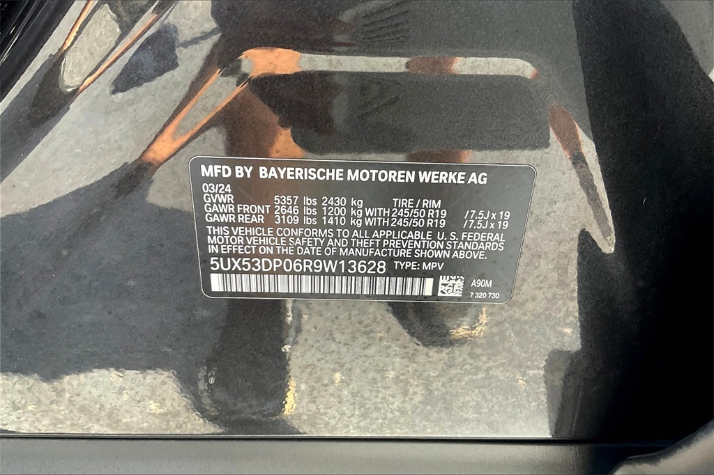 Vehicle image 29 of 33