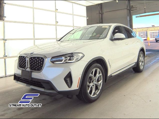 Vehicle image 1 of 21