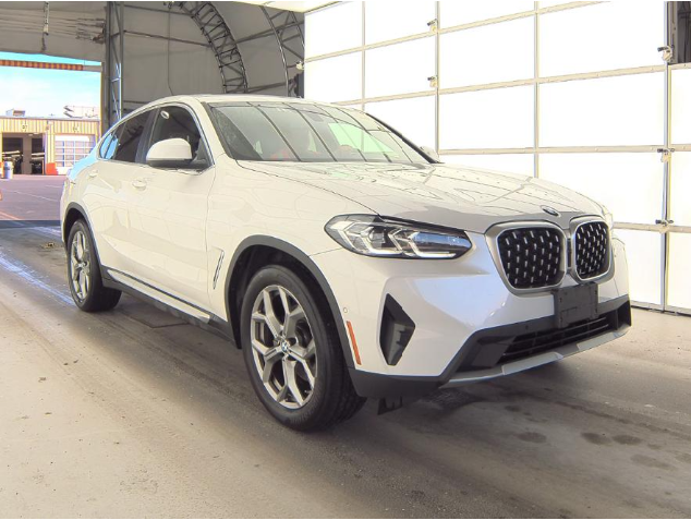 Vehicle image 2 of 21