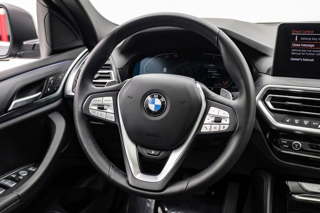 Vehicle image 12 of 52