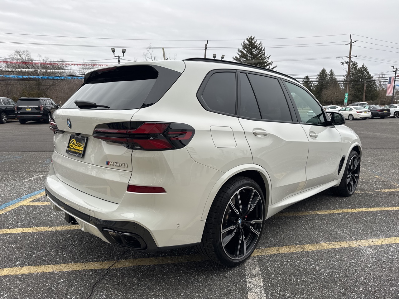 Vehicle image 4 of 22