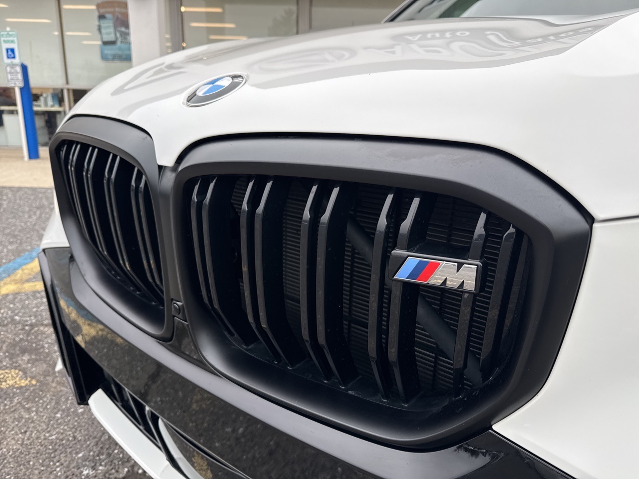 Vehicle image 8 of 22
