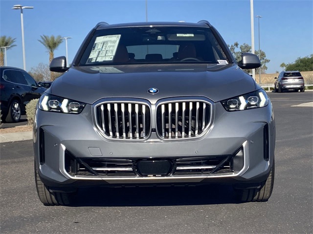 Vehicle image 4 of 26