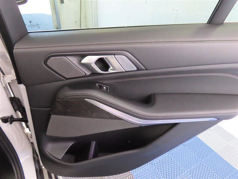 2024 BMW X5 sDrive40i Image 27 of 40