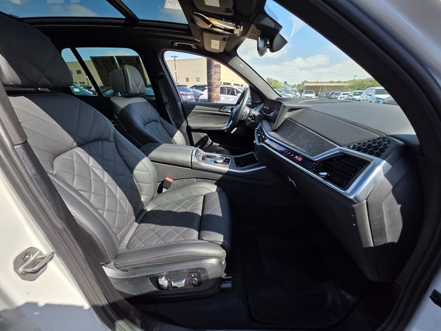 Vehicle image 12 of 40