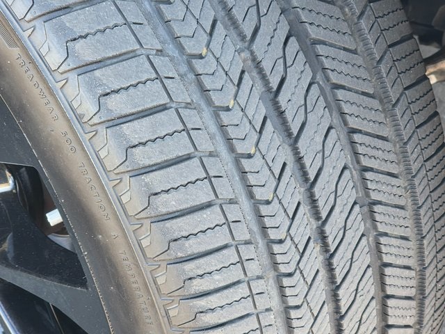 Vehicle image 9 of 40