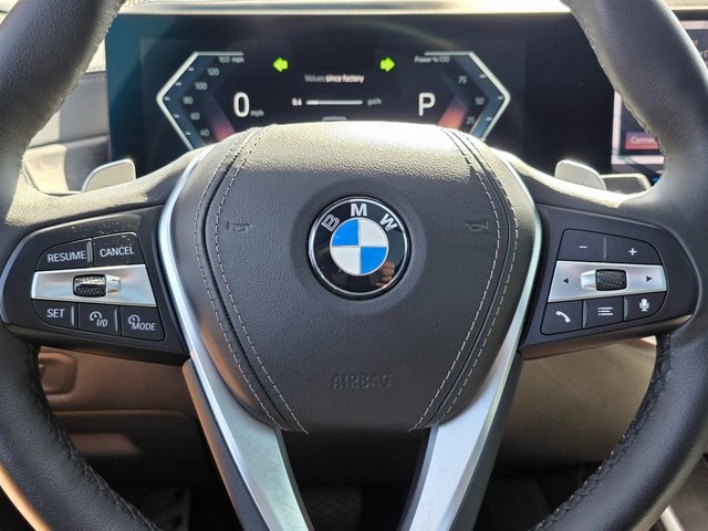 Vehicle image 29 of 40