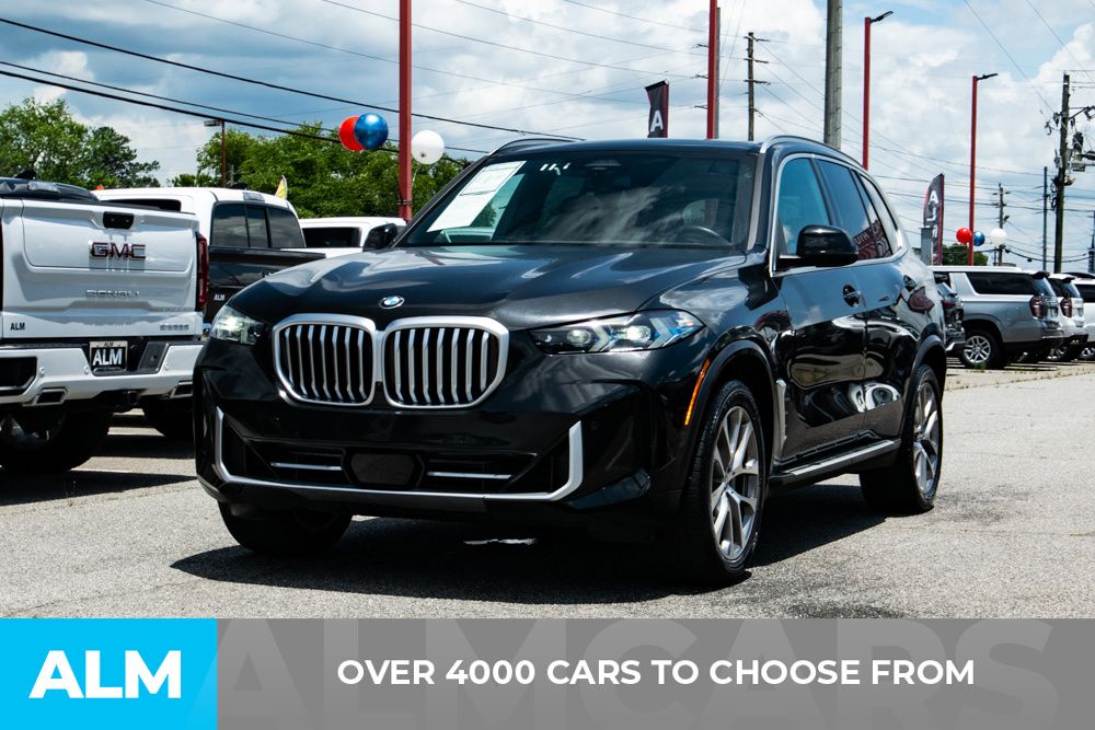Vehicle image 2 of 64