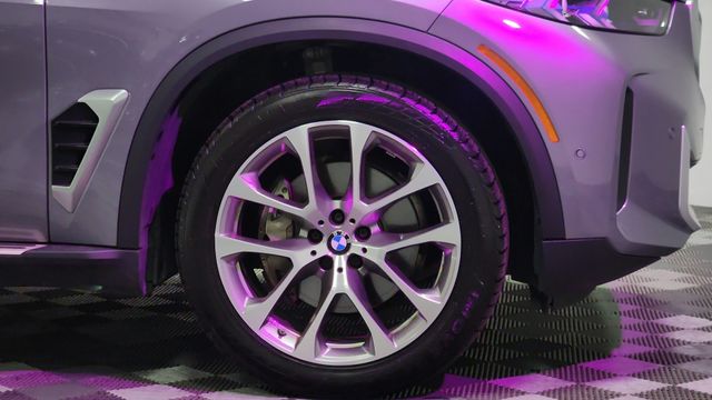2024 BMW X5 sDrive40i Image 11 of 26