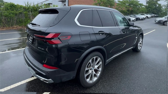 Vehicle image 6 of 26