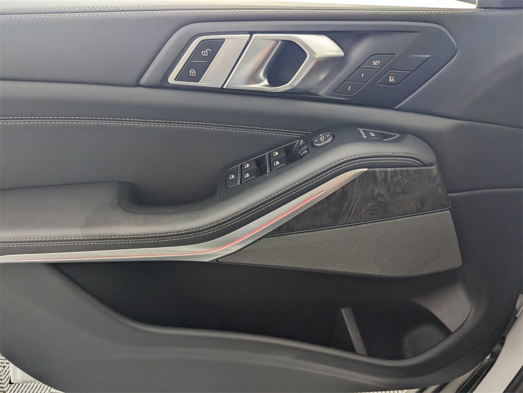2024 BMW X5 xDrive40i Image 22 of 33