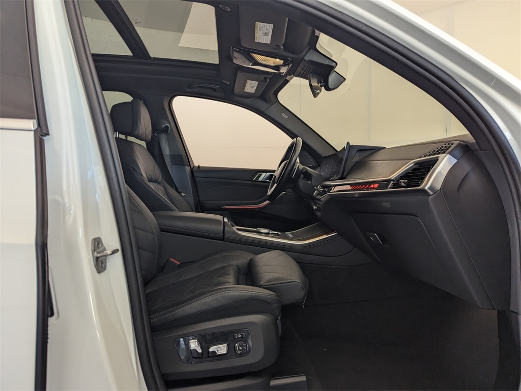 2024 BMW X5 xDrive40i Image 12 of 33