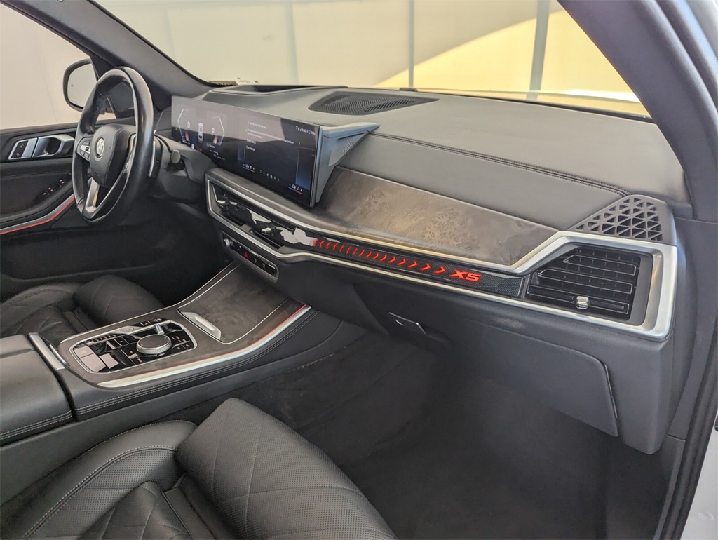 2024 BMW X5 xDrive40i Image 16 of 33