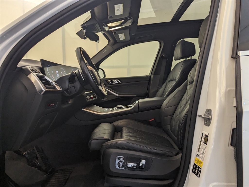 2024 BMW X5 xDrive40i Image 14 of 33