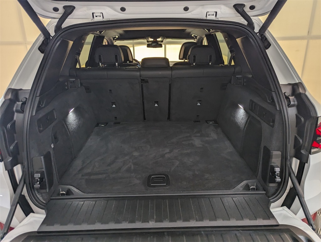 2024 BMW X5 xDrive40i Image 8 of 33