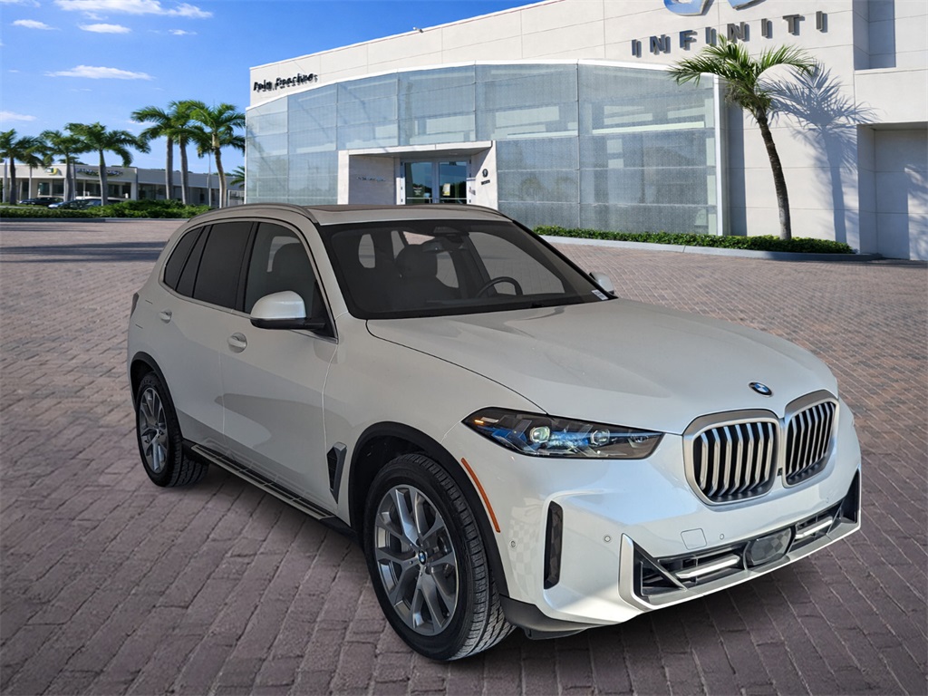2024 BMW X5 xDrive40i Image 3 of 33
