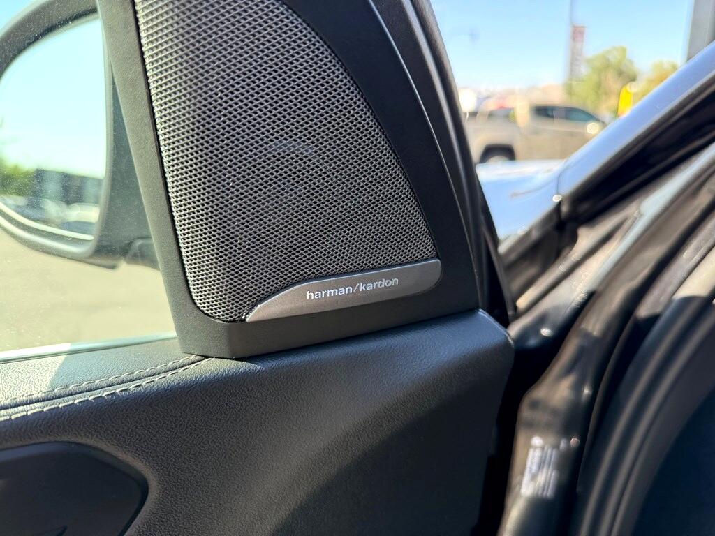 Vehicle image 47 of 56