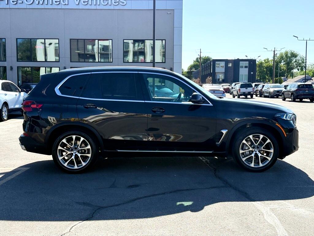 Vehicle image 5 of 56