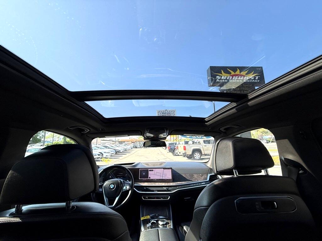 Vehicle image 26 of 56