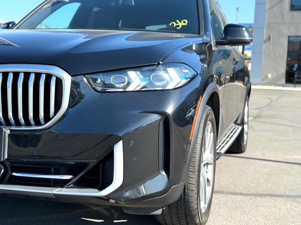 Vehicle image 2 of 56
