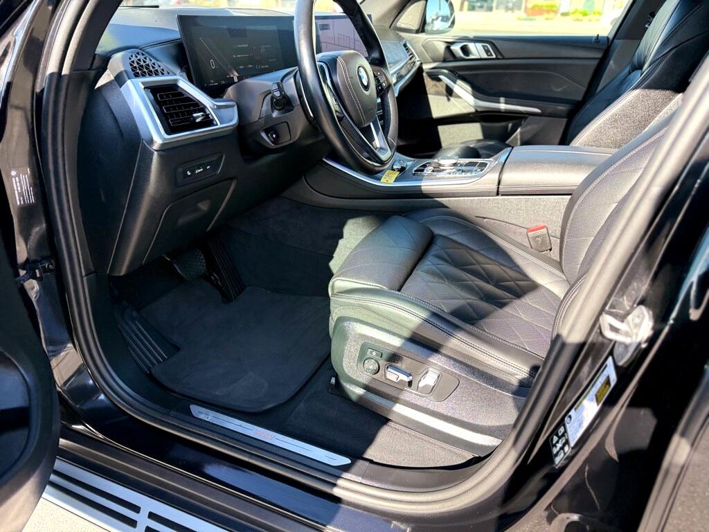 Vehicle image 18 of 56