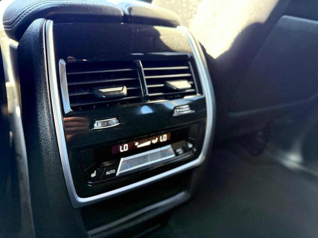 Vehicle image 44 of 56