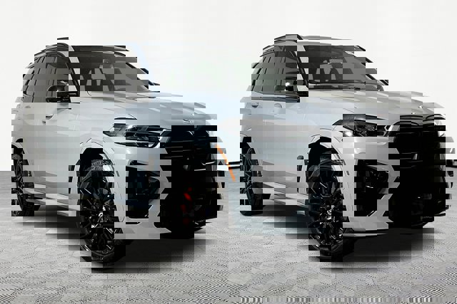 Vehicle image 3 of 34